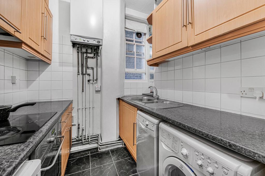 Apartment in London - View 4