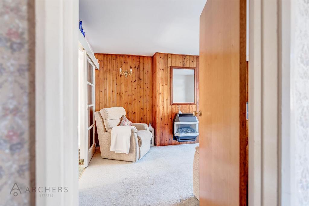 14 St.Albans Drive(Interior)-2.jpg