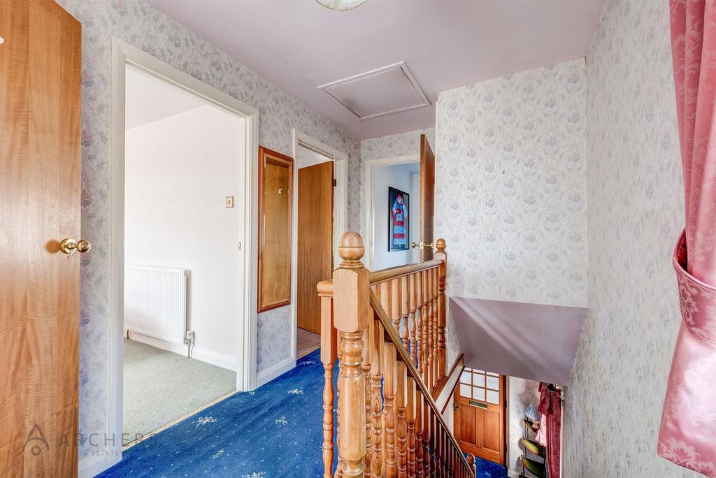 14 St.Albans Drive(Interior)-15.jpg