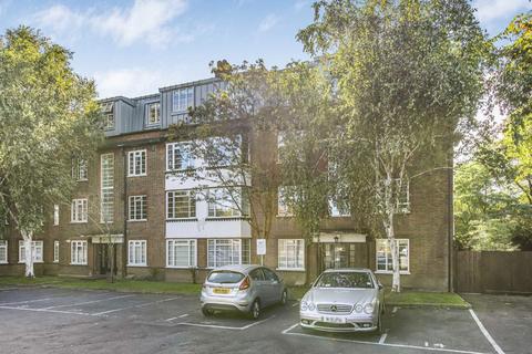 2 bedroom flat for sale, Manor Court, London W3