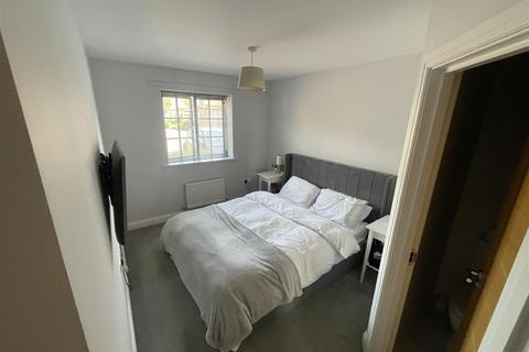undefined, Osprey Close, Upton