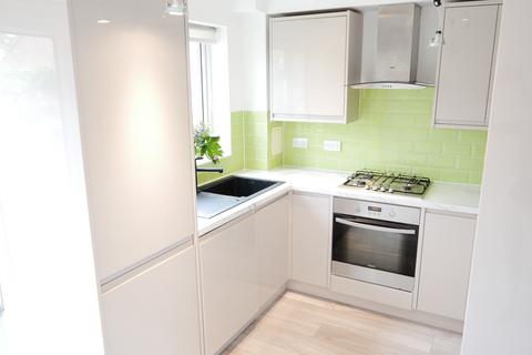undefined, Halifield Drive, Belvedere DA17