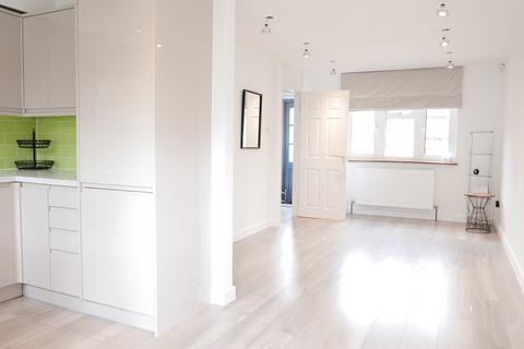 undefined, Halifield Drive, Belvedere DA17
