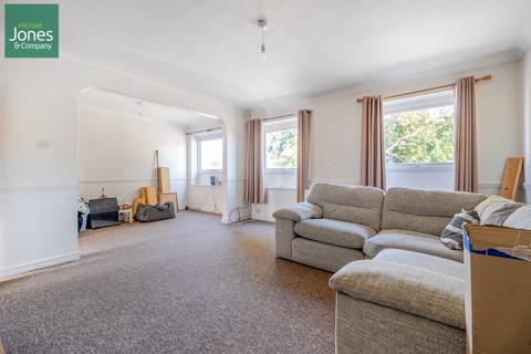 undefined, Queens Parade, North Road, South Lancing, West Sussex, BN15
