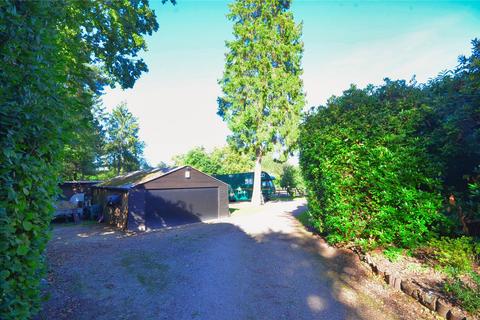 The Pines Hollow Lane, Dormansland, Lingfield, RH7 6NU