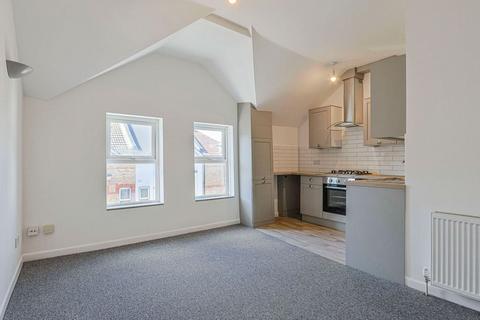 1 bedroom flat for sale, St Michaels Road, West Cliff