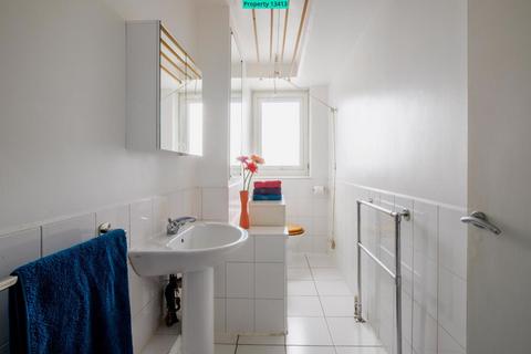 1 bedroom flat to rent, Kemp House, Berwick Street, London, W1F 0QT