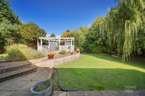 undefined, Orchardmede, London, N21