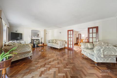 undefined, Orchardmede, London, N21