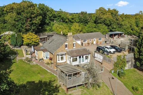 undefined, Vicarage Road, Halling, Rochester, ME2