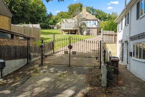 undefined, Vicarage Road, Halling, Rochester, ME2