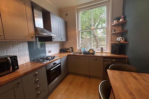 undefined, 66 Grange Road, Guildford GU2