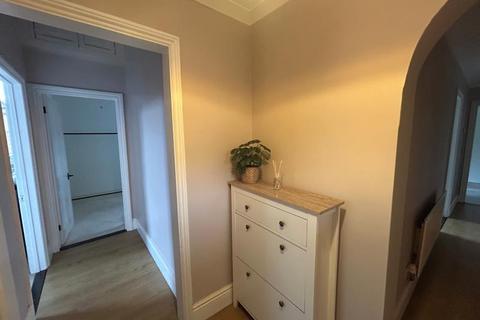 undefined, 66 Grange Road, Guildford GU2