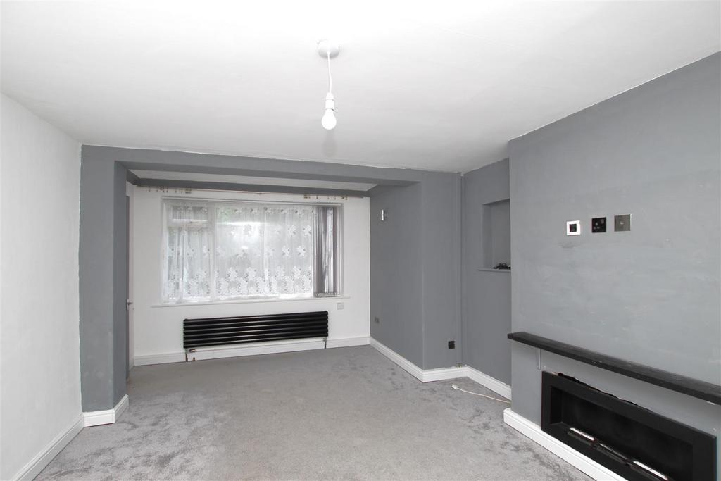 Living Room - b.JPG