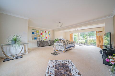 4 bedroom detached house for sale, Oldway Drive, Solihull, B91