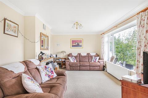 4 bedroom semi-detached house for sale, Downland Avenue, Peacehaven