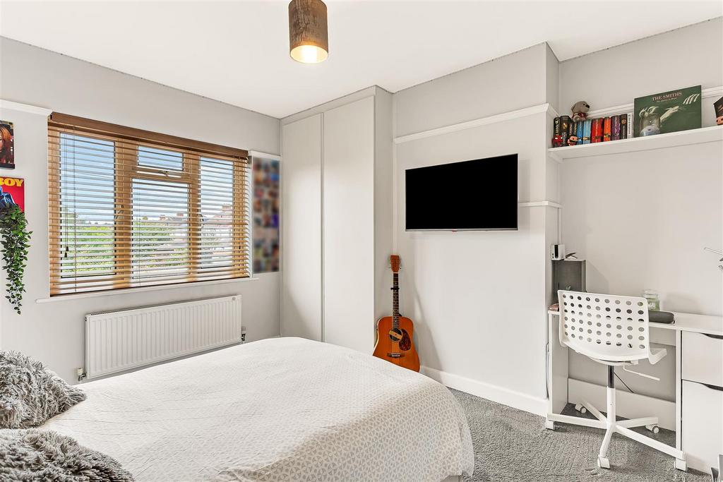Bedroom 2.jpg