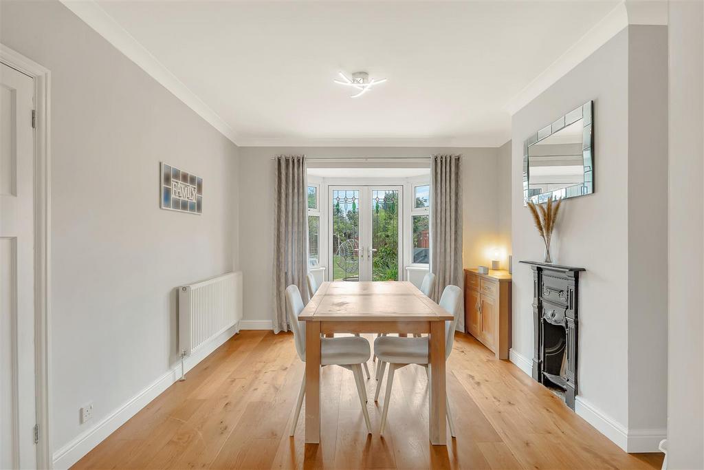 Dining area.jpg