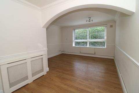 2 bedroom flat for sale, Shortlands Grove, Bromley, BR2
