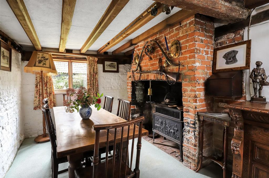Winterbourne Cottage dining room