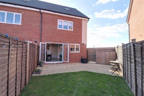 undefined, Great Oldbury Drive, Great Oldbury, Stonehouse