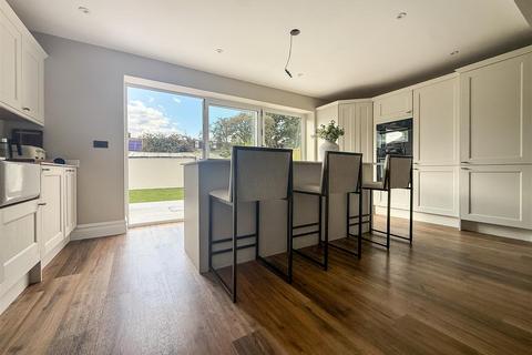 3 bedroom end of terrace house for sale, Coppins Grove, Portchester