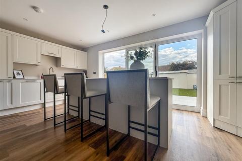 3 bedroom end of terrace house for sale, Coppins Grove, Portchester
