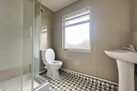 undefined, Pear Tree Avenue, Yiewsley UB7