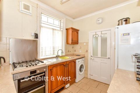 3 bedroom terraced house for sale, Kimberley Road, Southsea, Hampshire