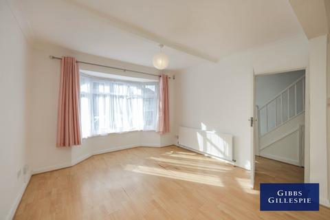 3 bedroom semi-detached house to rent, Gordon Crescent, Hayes, UB3
