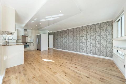 2 bedroom flat to rent, Warwick Drive, Putney, London, SW15