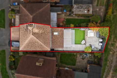 3 bedroom semi-detached house for sale, Summerfield Road, Kettering NN15