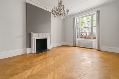 2 bedroom ground floor flat for sale, Sussex Gardens, W2