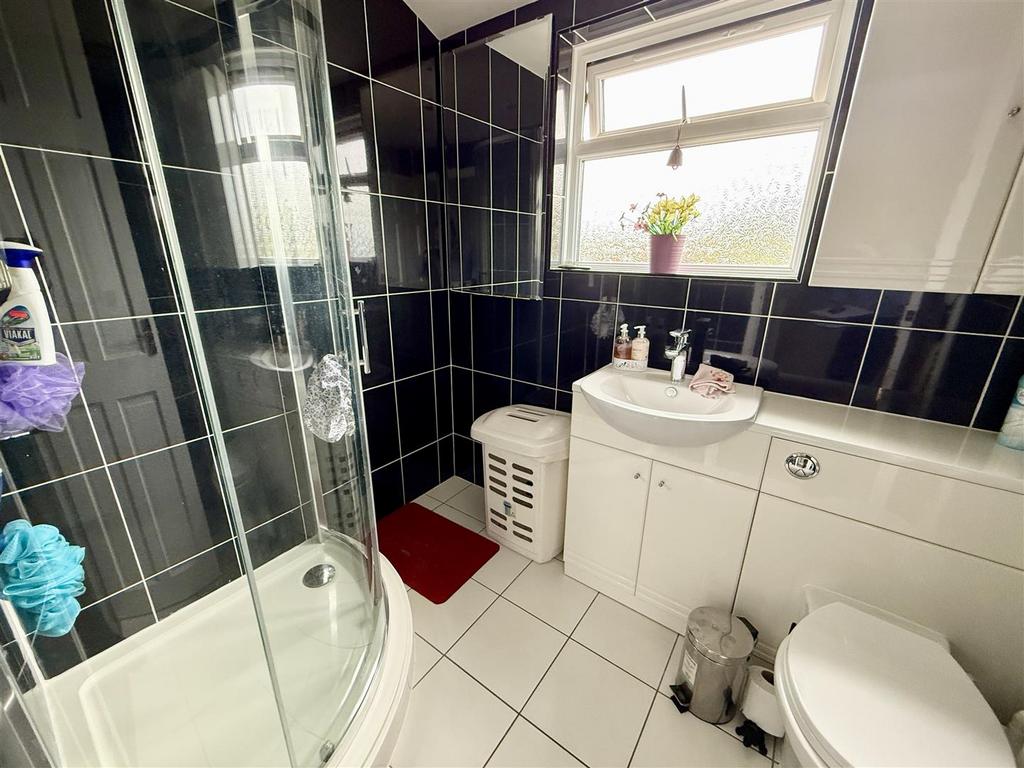 First floor shower room