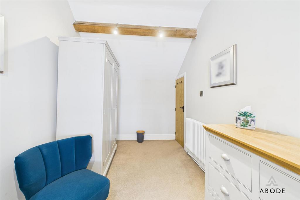 CAM01882 G0-PR0175-STILL018.jpg