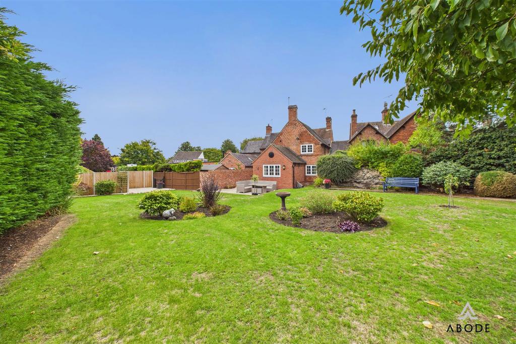 CAM01882 G0-PR0175-STILL035.jpg