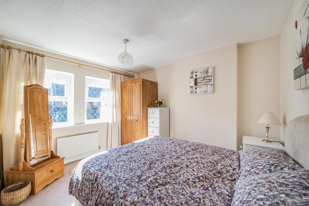 Bedroom 2.jpg
