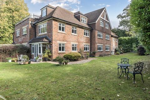 2 bedroom apartment for sale, Grayswood Road, Haslemere