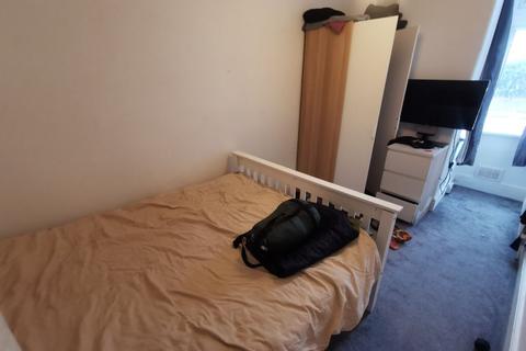 1 bedroom flat to rent, Heaton Park Road, Heaton, Newcastle upon Tyne