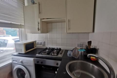 1 bedroom flat to rent, Heaton Park Road, Heaton, Newcastle upon Tyne