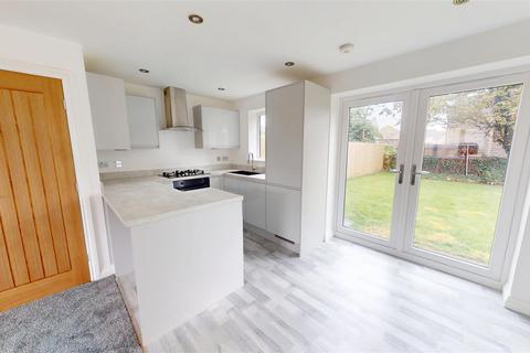 3 bedroom semi-detached house for sale, Wellgarth, Buttershaw, Bradford