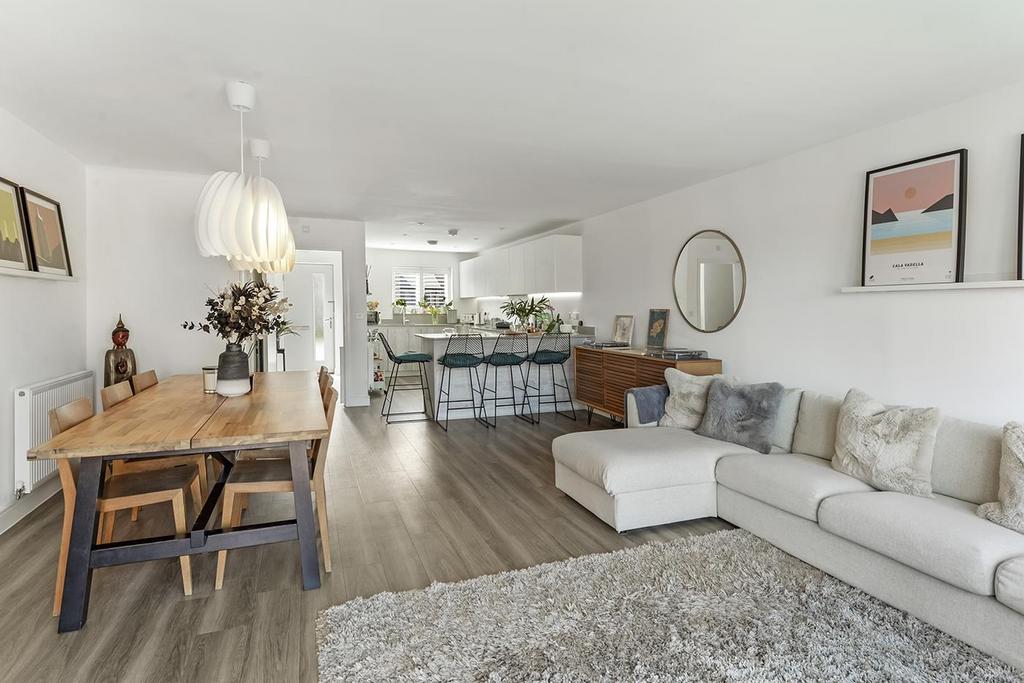 Kitchen/Living Space