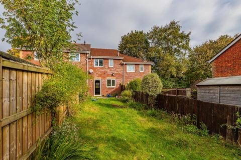 undefined, Llandegfedd Close, Cardiff CF14