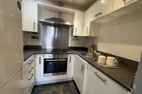 2 bedroom apartment to rent, Citadel, Ludgate Hill, Manchester. M4 4AP.