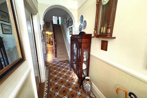 undefined, Westlecot Road, Old Town, Swindon