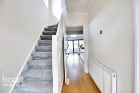 undefined, Gubbins Lane, Harold Wood