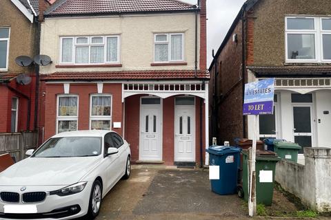 Welldon Crescent, Harrow HA1