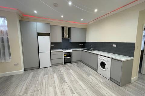 undefined, Welldon Crescent, Harrow HA1