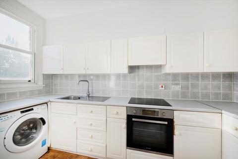 2 bedroom flat for sale, Christchurch Avenue, London, NW6