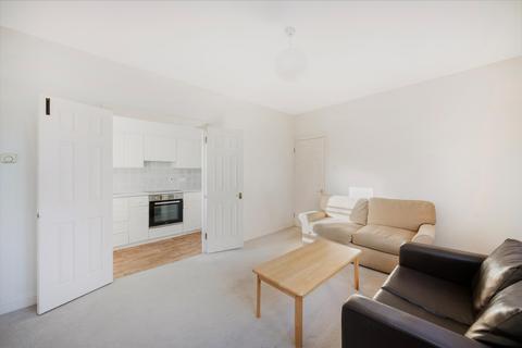 2 bedroom flat for sale, Christchurch Avenue, London, NW6